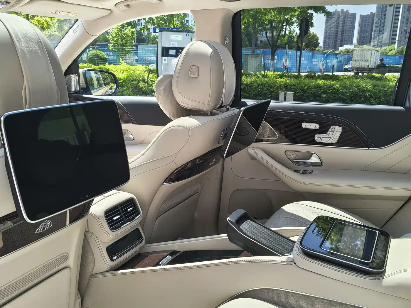 Mercedes-Benz Maybach GLS 2021 GLS 480 4MATIC фото 8