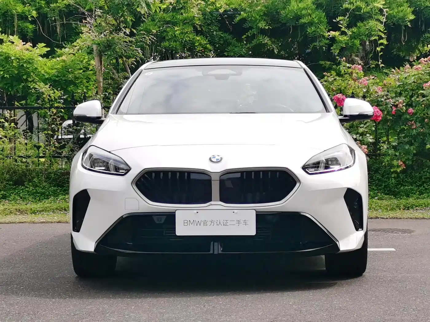 BMW 2 Series 2025 225L M Sport Package фото 2