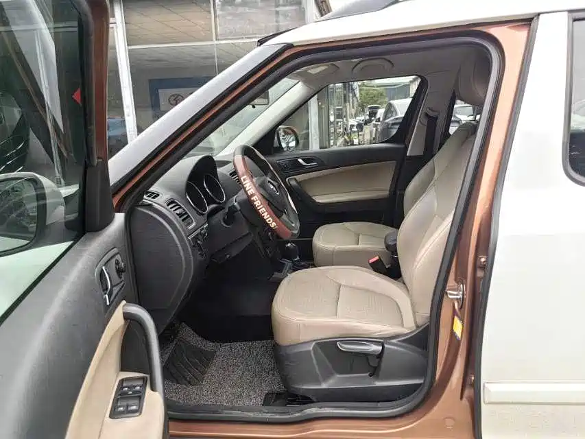 Škoda Yeti 2014 1.4TSI DSG Color Edition фото 9