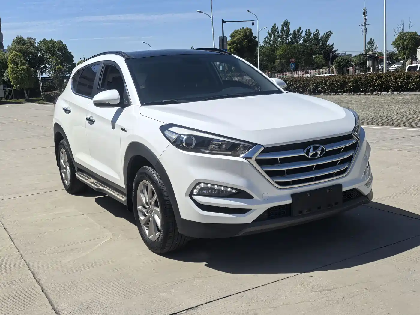 Hyundai Tucson 2015 1.6T Dual Clutch 2WD Smart фото 3