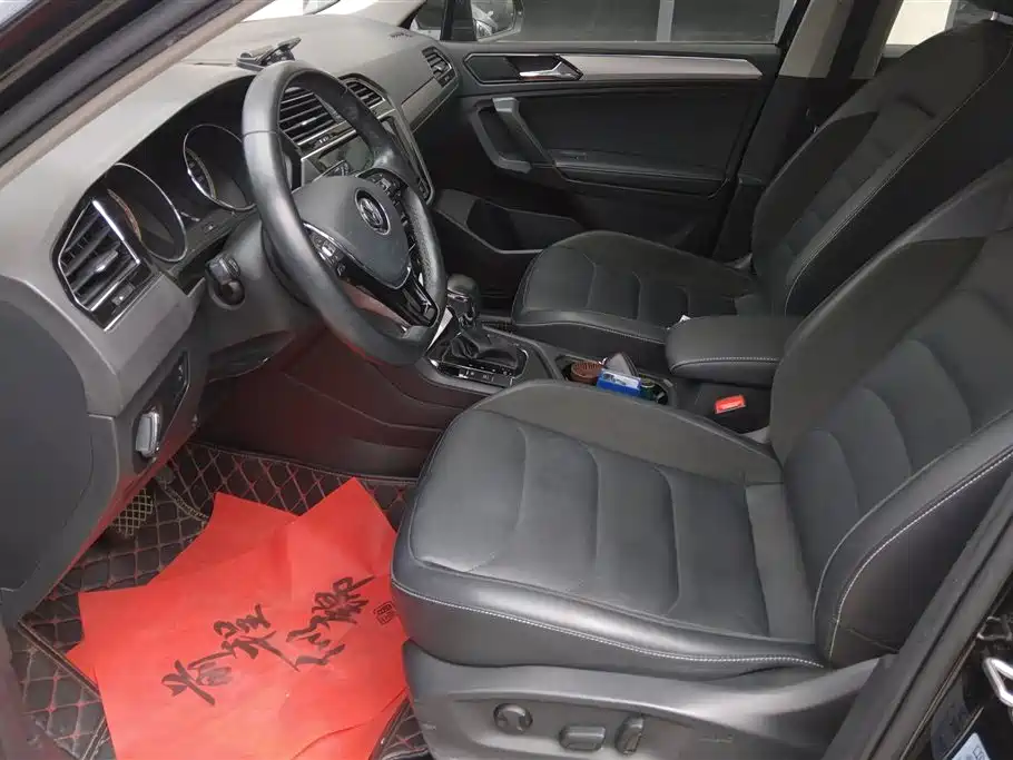 Volkswagen Tiguan L 2019 330TSI Auto 2WD Smart Luxury Edition China V фото 9