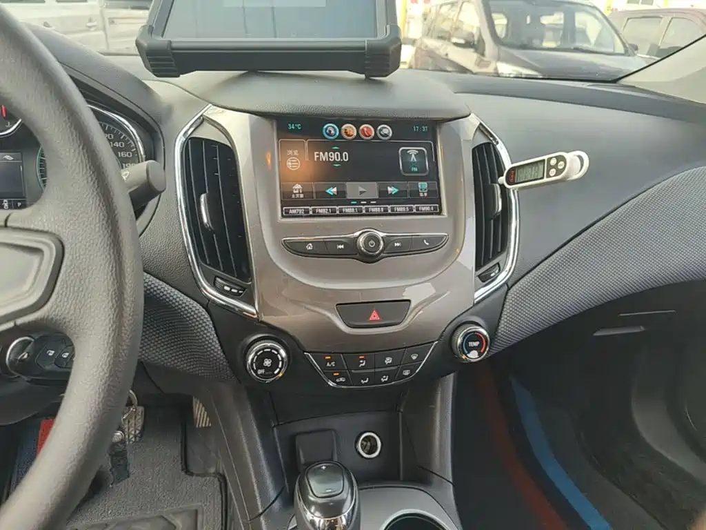 Chevrolet Cruze 2019 2018 Redline 320 Automatic Pioneer Edition
