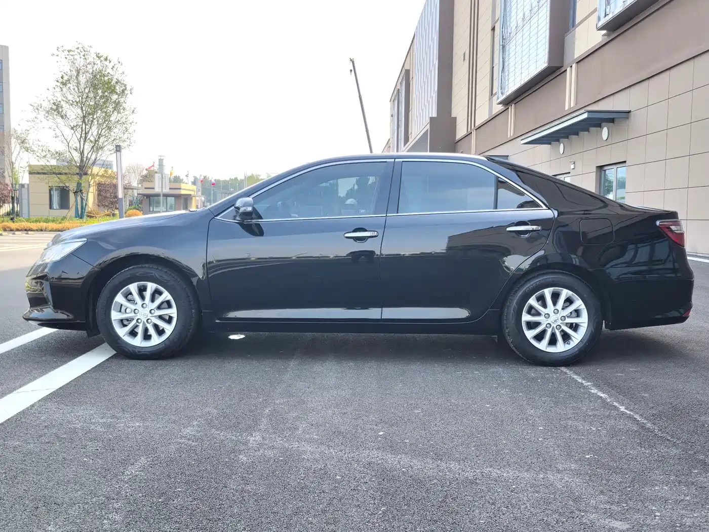 Toyota Camry 2015 2.0G Leading Edition фото 7