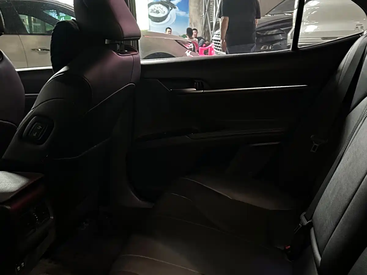 Toyota Camry 2019 2.0G Luxury (China V) фото 9