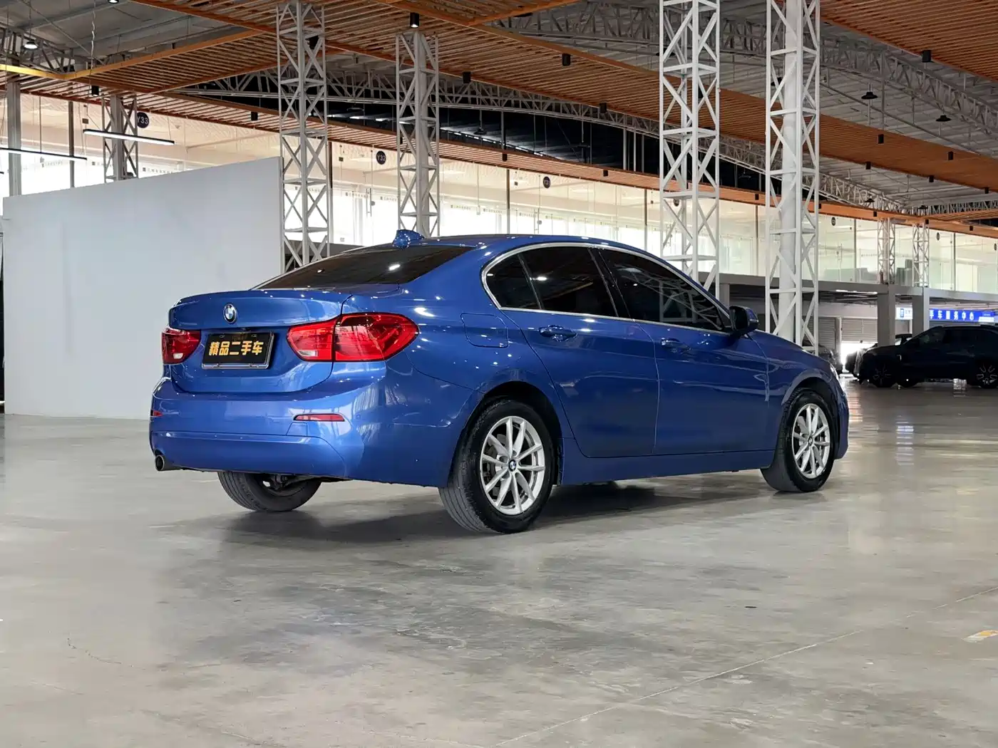 BMW 1 Series 2018 118i Fashion Edition фото 4