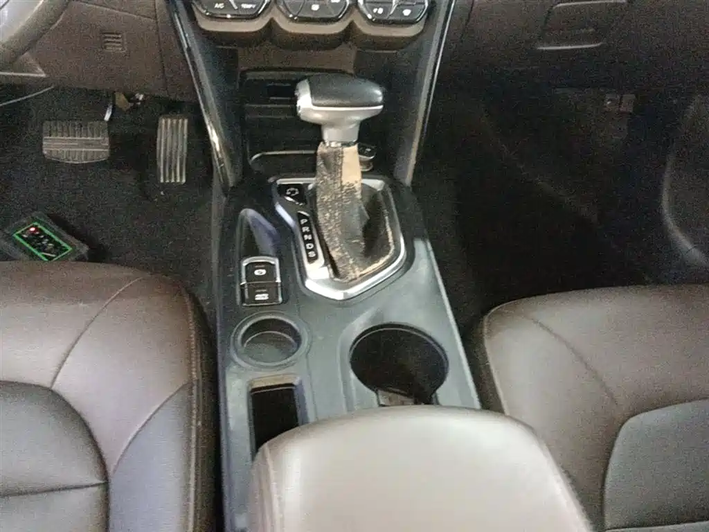 GAC Trumpchi Trumpchi GS4 2017 235T G-DCT 2WD Elite фото 10
