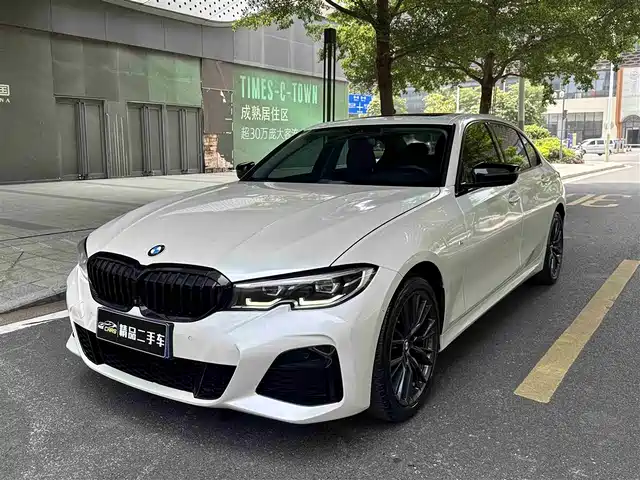 BMW 3 325Li, M Чёрный спорт-пакет