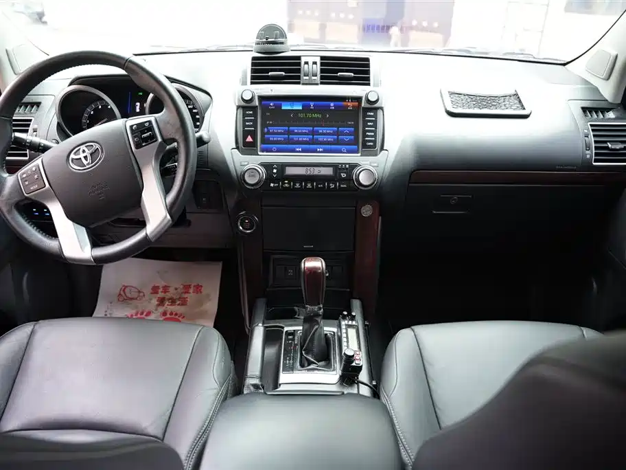 Toyota Prado 2016 3.5L Auto TX-L фото 28