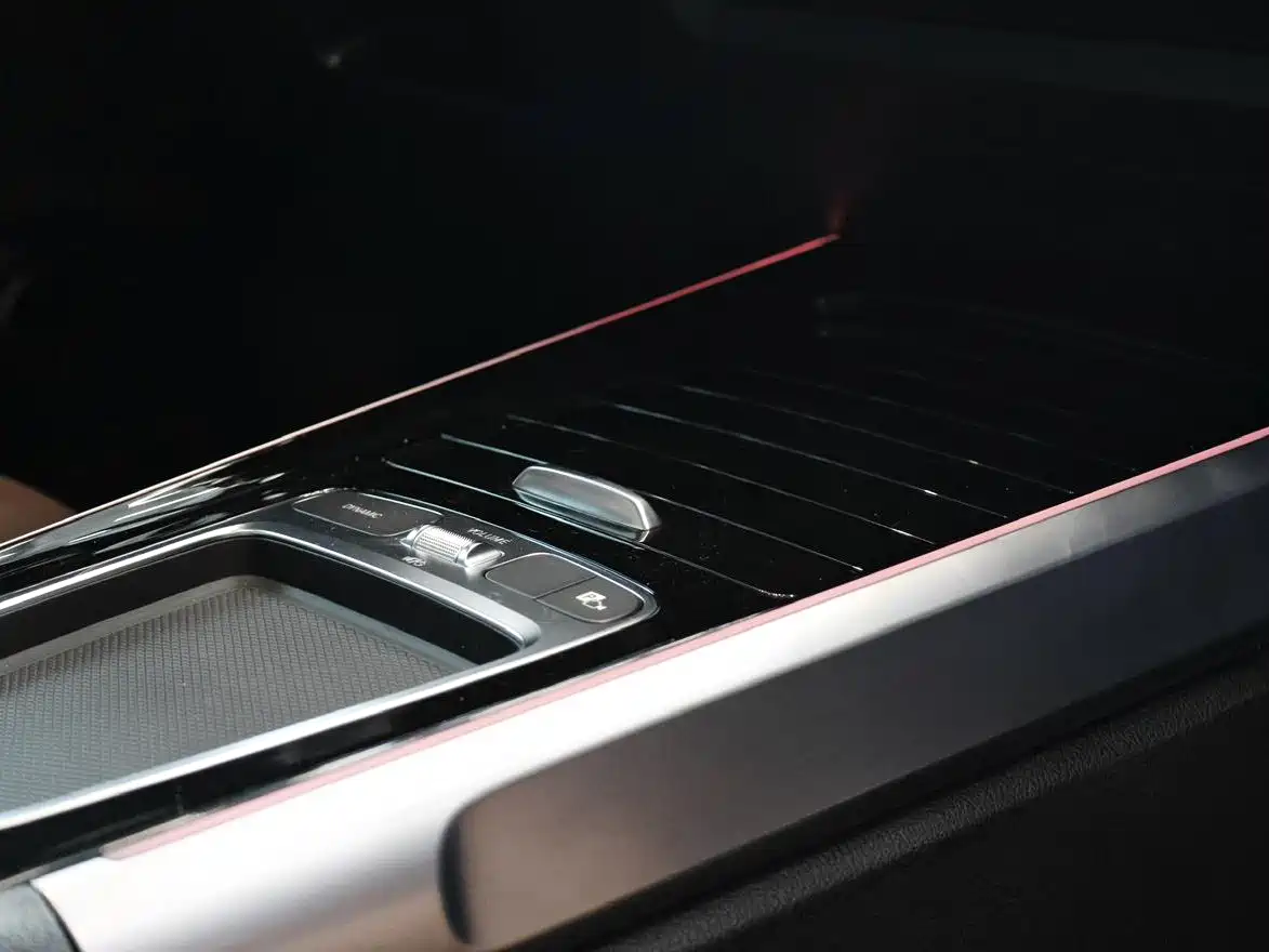 Mercedes-Benz GLB 2025 GLB 220 Dynamic фото 5