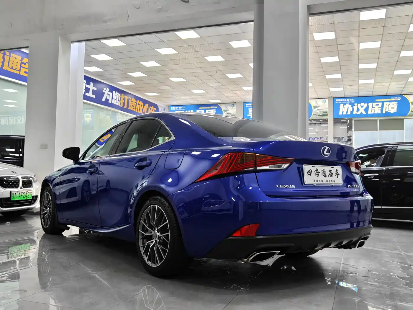 Lexus IS 2017 300 F SPORT фото 13