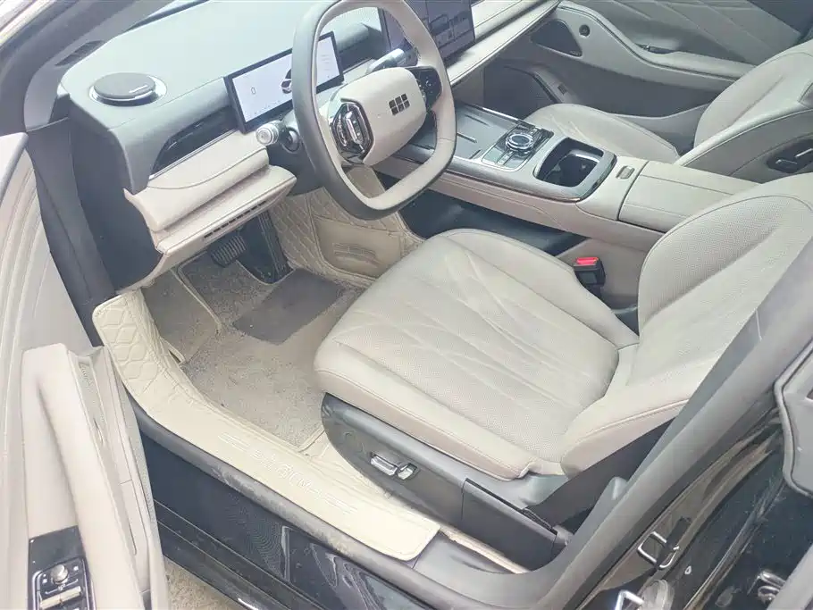 Geely Galaxy Galaxy Xingyao 8 2025 130km EM-i Premium Edition фото 9
