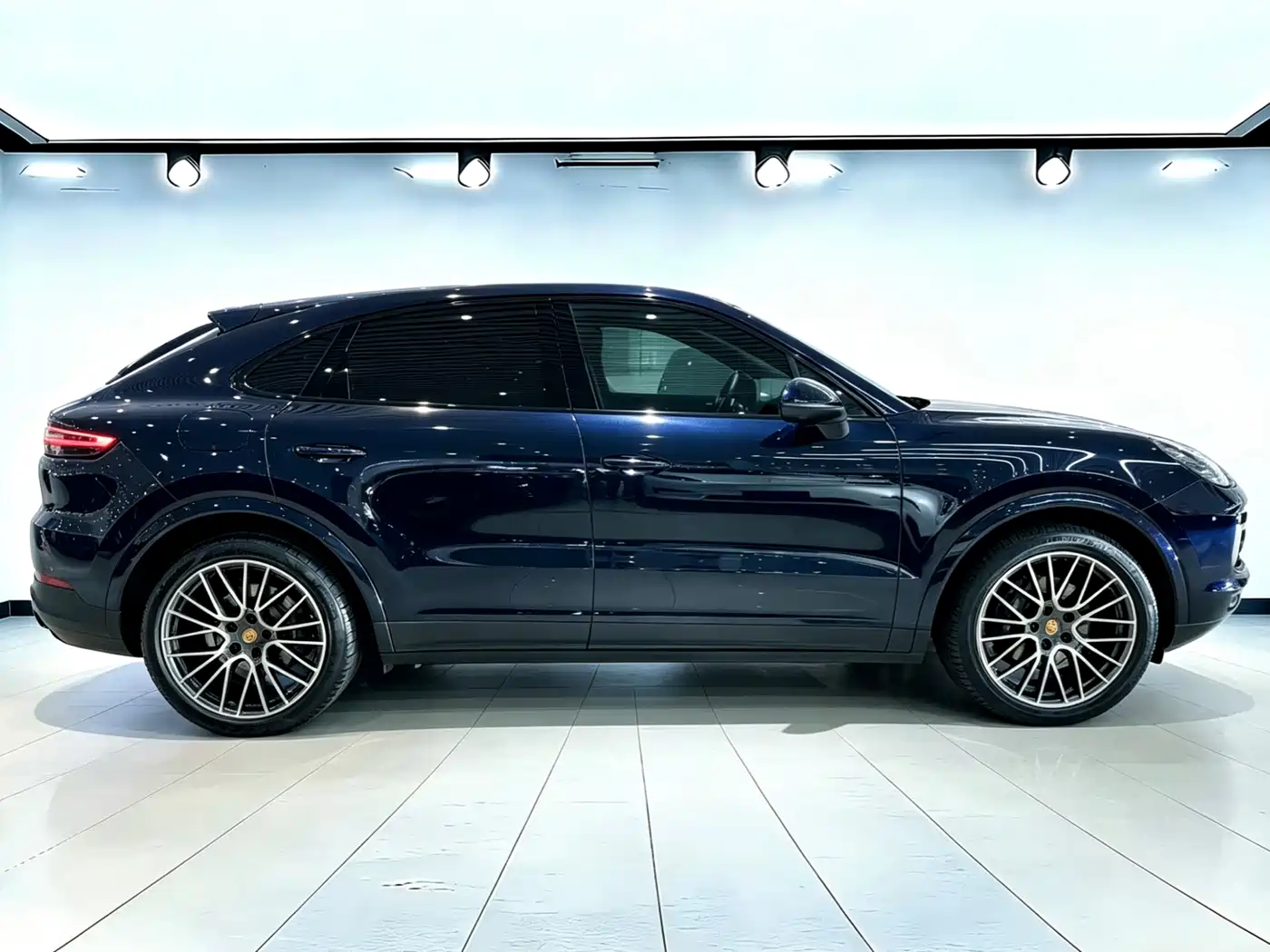 Porsche Cayenne 2023 Cayenne Coupé 3.0T Platinum Edition фото 5