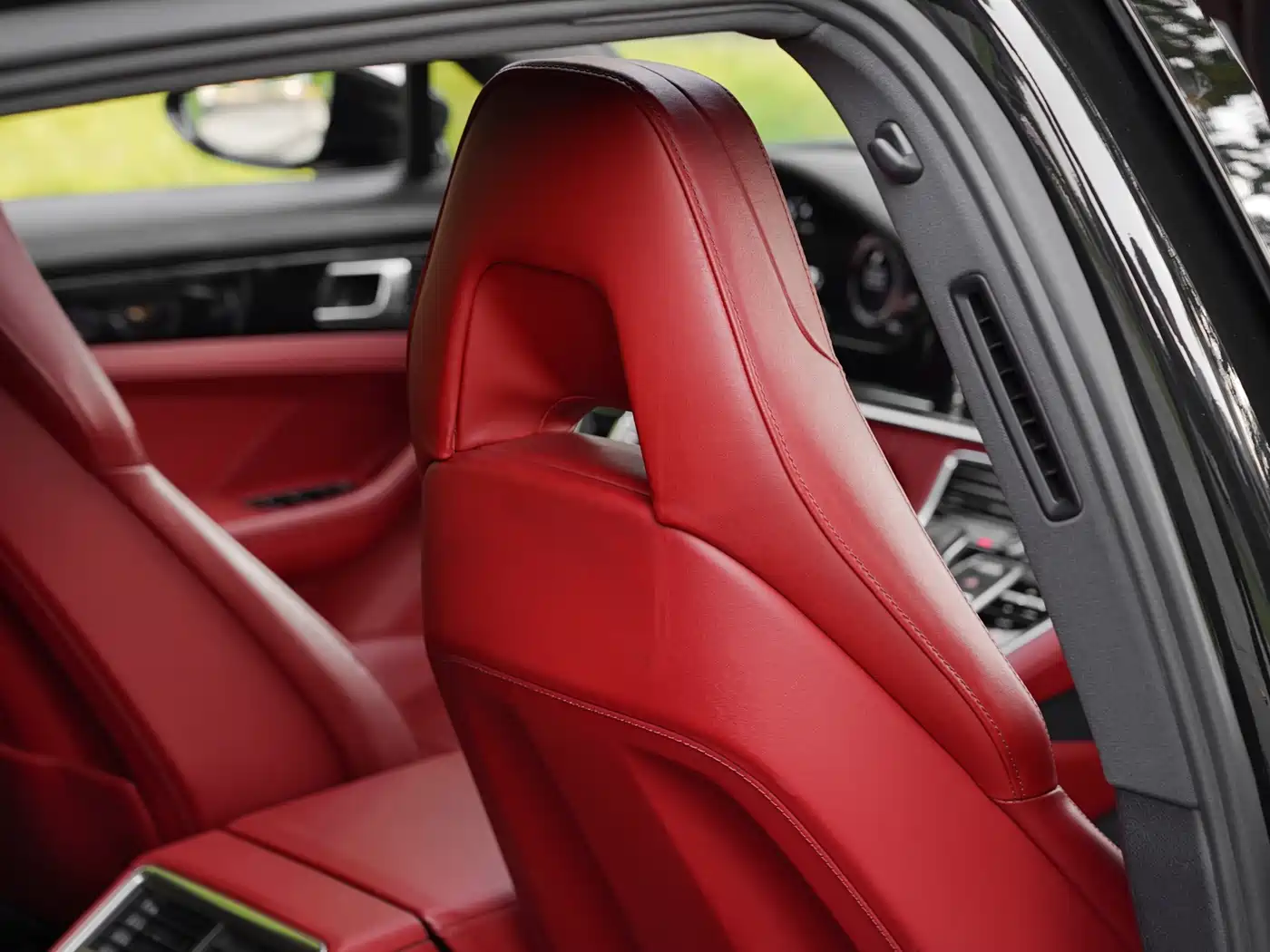Porsche Panamera 2019 Panamera 4 Sport Turismo 2.9T фото 14