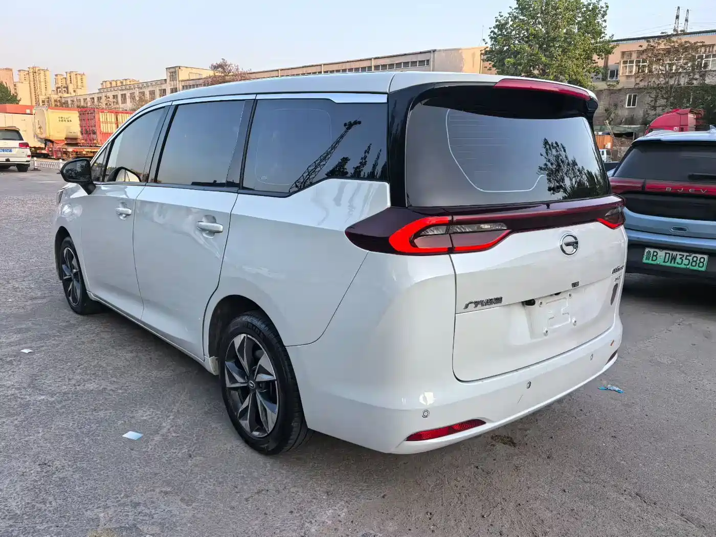 GAC Trumpchi Trumpchi M6 2023 PRO 270T DCT Luxury Edition фото 4