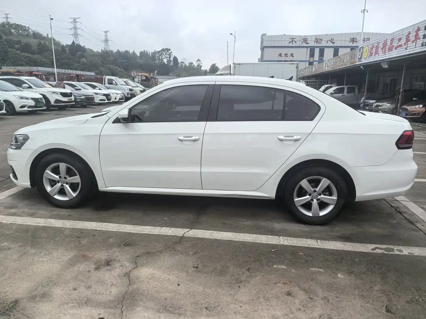 Volkswagen Lavida 2019 Lavida Start 1.5L Auto Trend (China VI) фото 4
