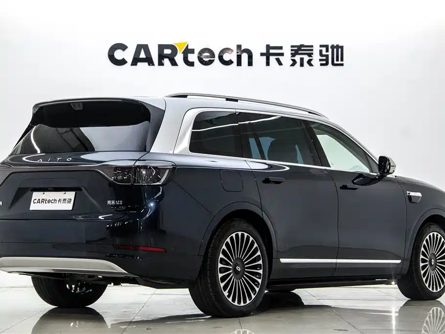AITO Wenjie AITO M9 2025 Extended Range Ultra 52kWh 6-Seater фото 4
