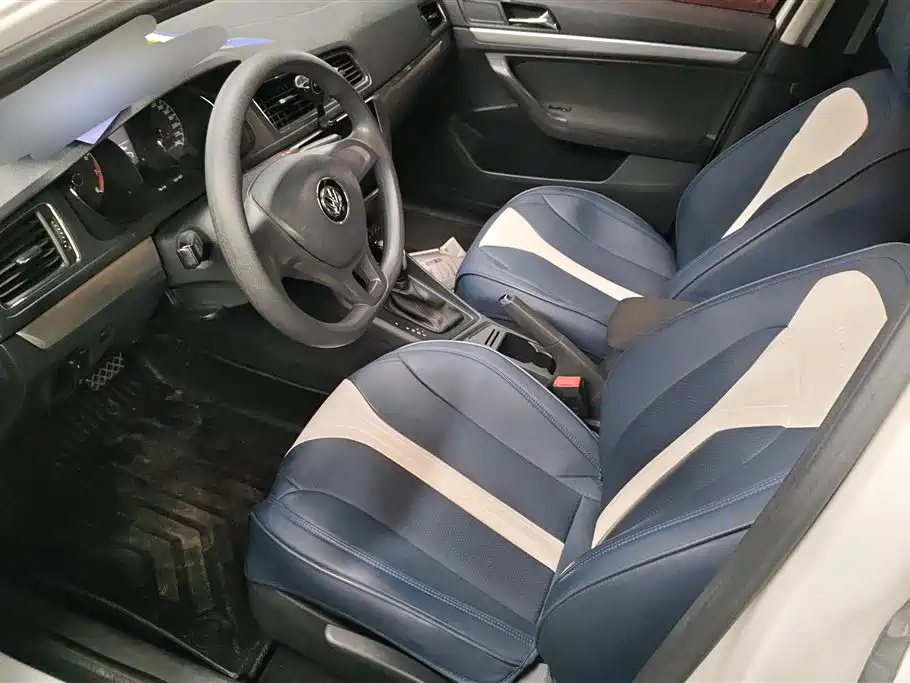 Volkswagen Lavida 2017 1.6L Automatic Trend Edition фото 9