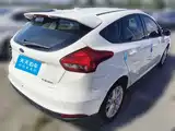 Фото 5 - Ford Focus