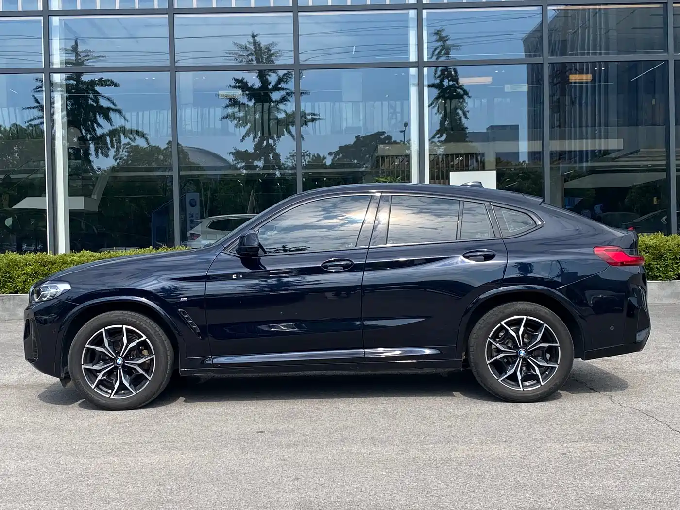 BMW X4 2022 xDrive 25i M Sport Package фото 4