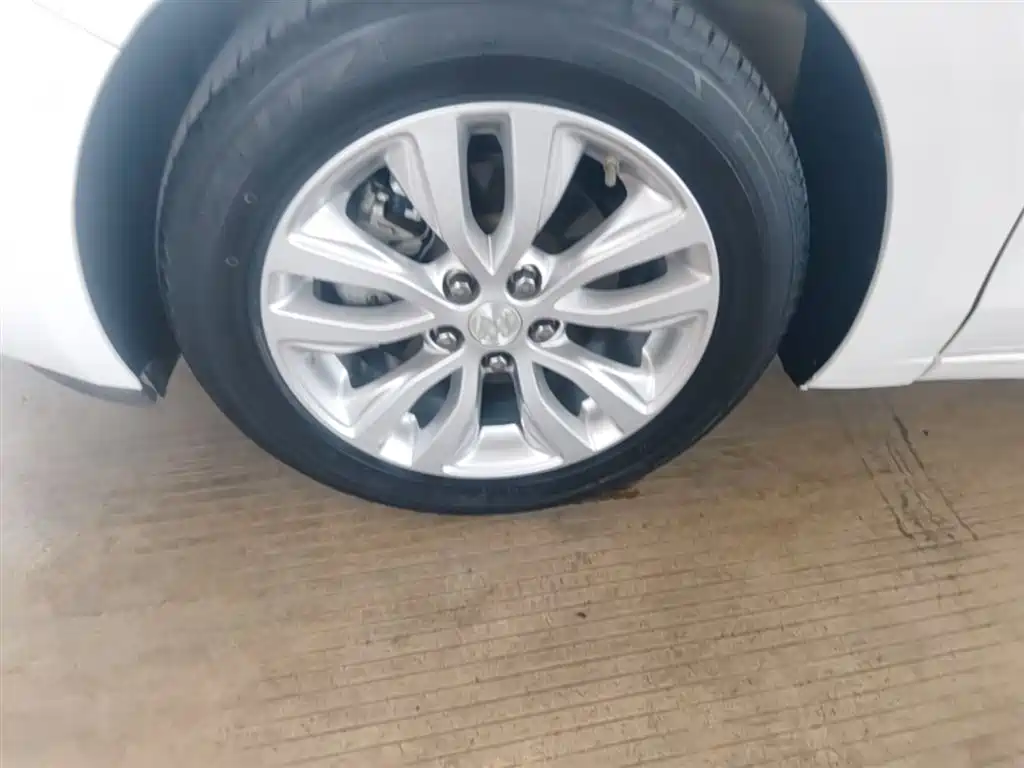 Buick Excelle 2021 Exemplar 1.5L Auto Elite фото 23