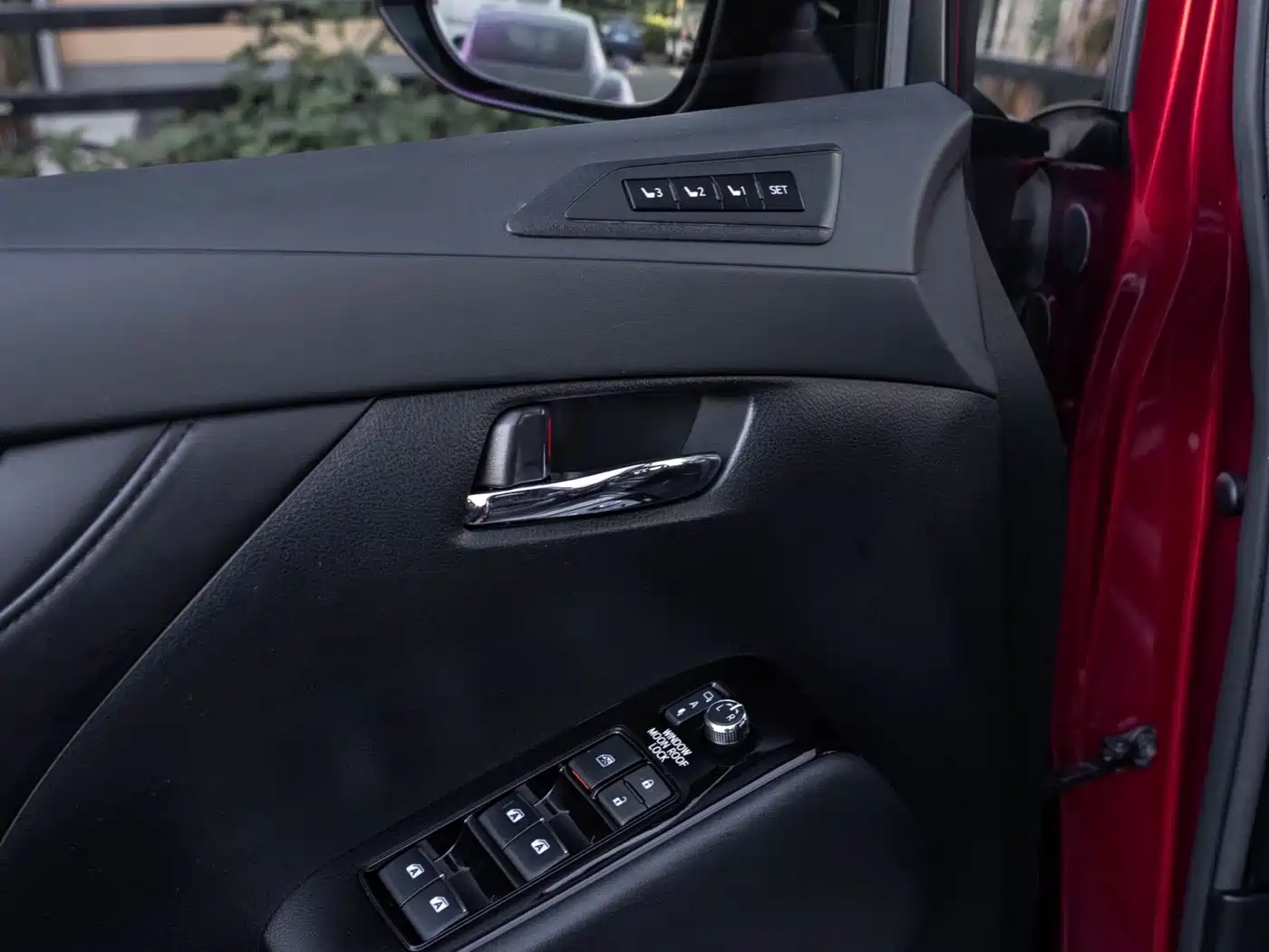 Toyota Alphard 2021 Hybrid 2.5L Ultimate фото 21