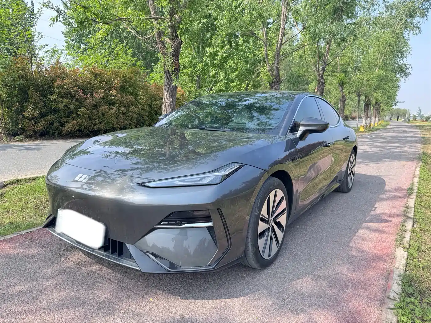 Geely Galaxy Galaxy E8 2024 665km RWD Starship Smart Driving Edition