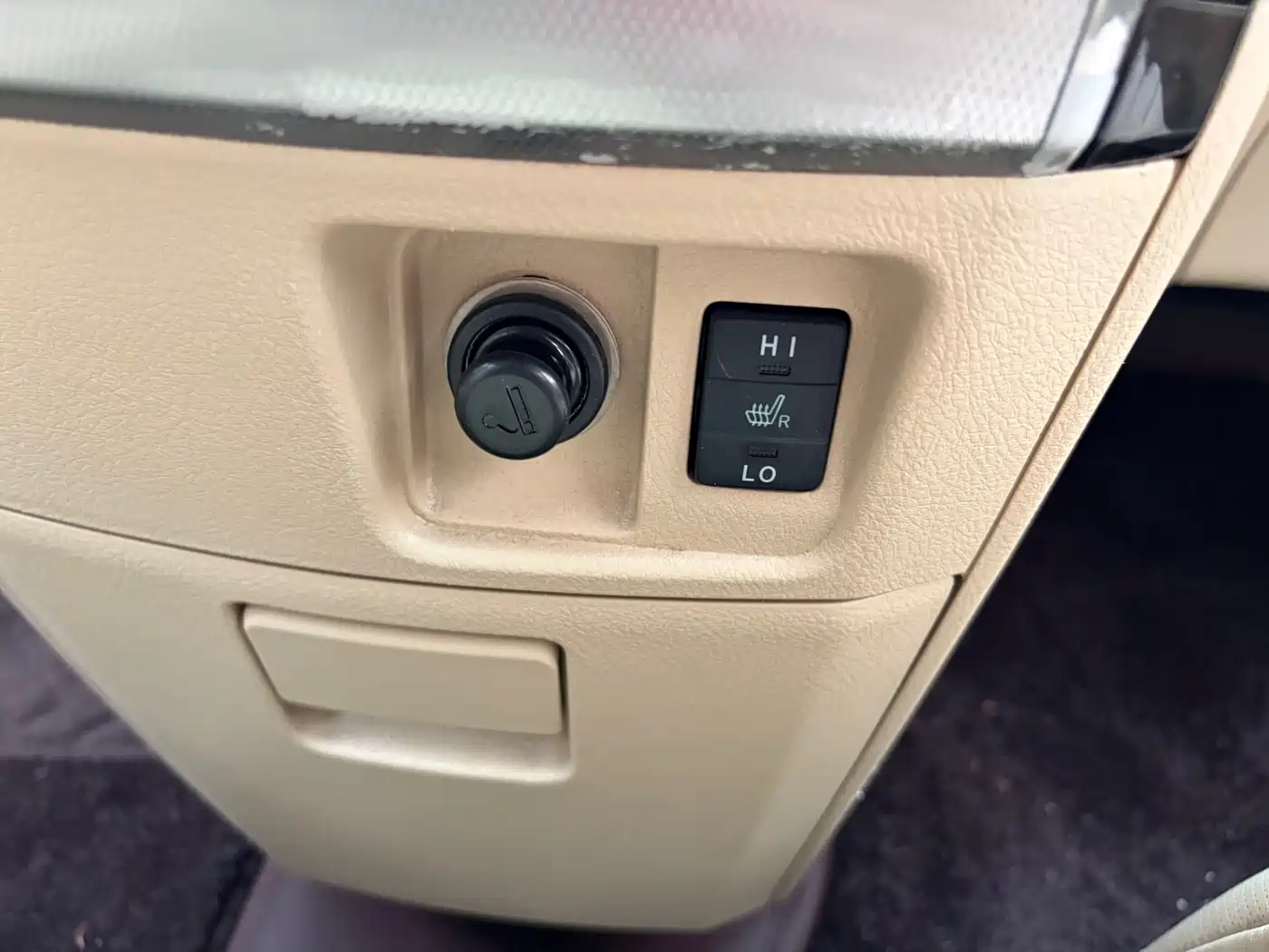 Toyota Alphard 2012 3.5L Luxury Edition фото 8