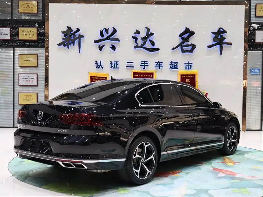 Volkswagen Magotan 2023 Model 2 Million Commemorative Edition 330TSI DSG Luxury фото 5