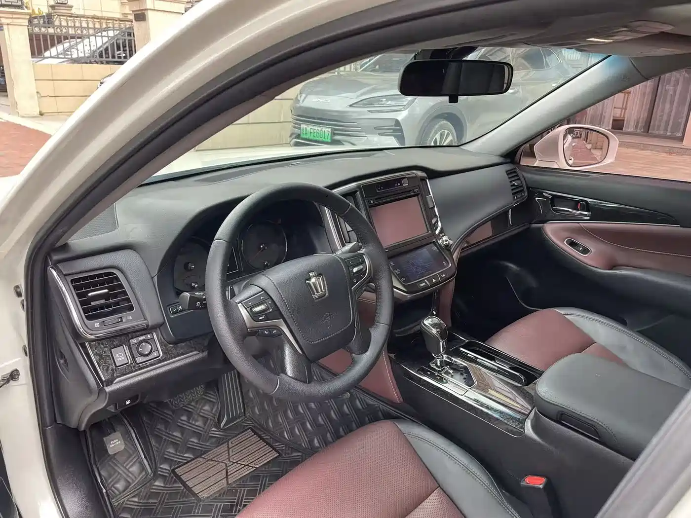 Toyota Crown 2018 2.0T Sport Edition фото 9