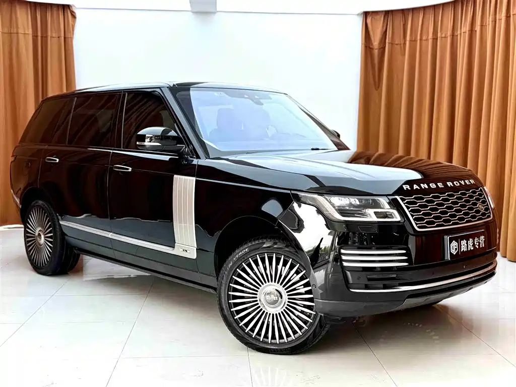 Land Rover Range Rover 2018 3.0 SC V6 Vogue SE Genesis Extended Edition фото 3