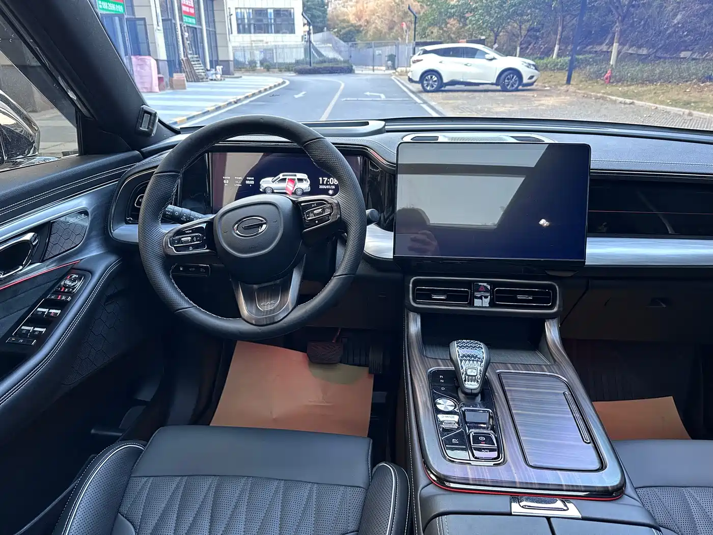 GAC Trumpchi Trumpchi GS8 2022 Dual Engine Series 2.0TM 2WD Premium Edition (6-Seater) фото 13