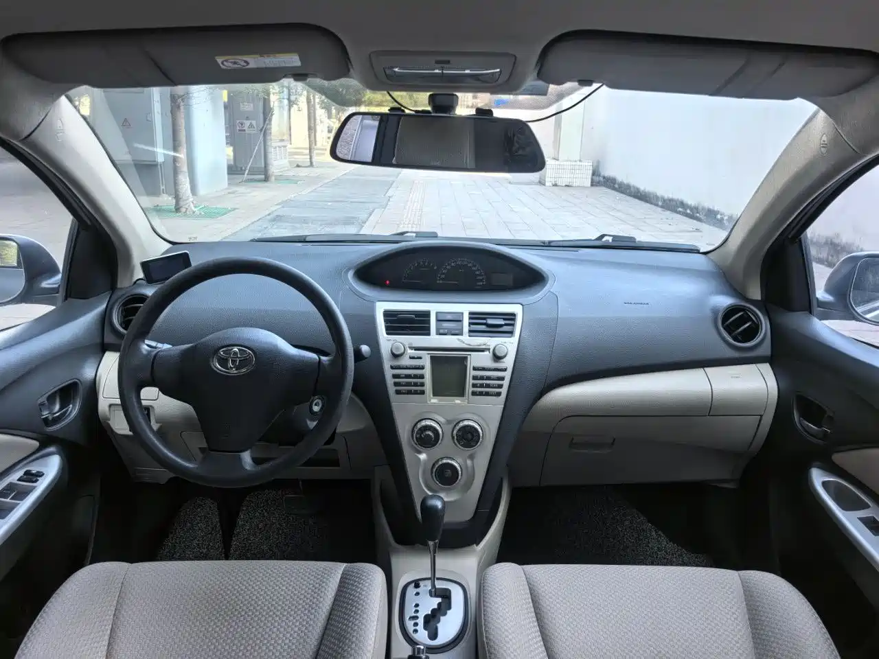Toyota Vios 2008 1.6L GL-i Special Commemorative Edition AT фото 5