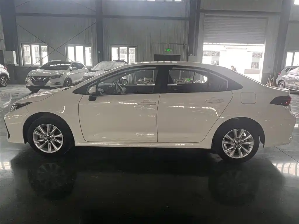 Toyota Corolla 2024 1.2T Elite Edition фото 8