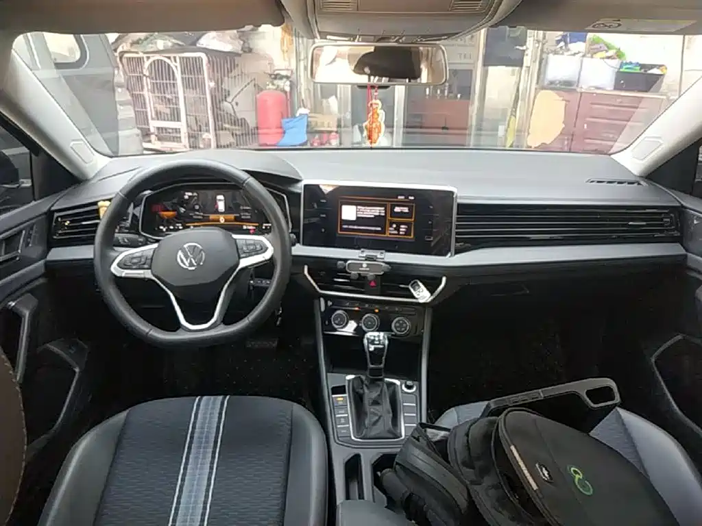 Volkswagen Sagitar 2023 300TSI DSG Leap Edition фото 10