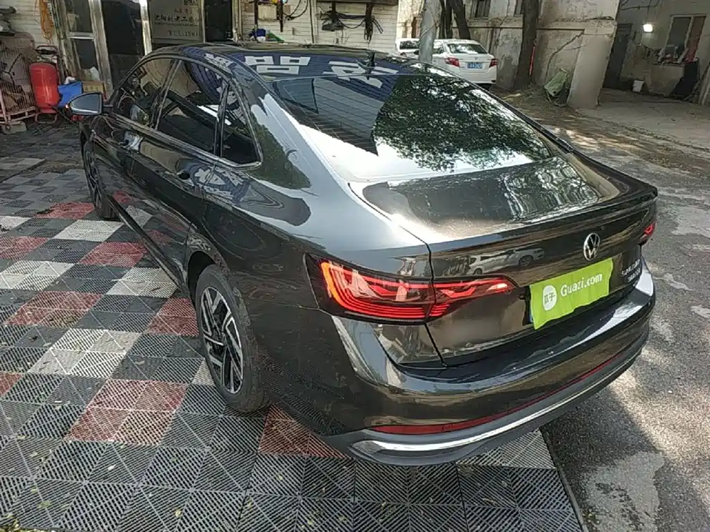 Volkswagen Sagitar 2023 300TSI DSG Leap Edition фото 5