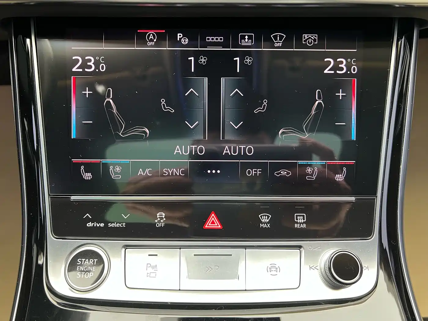 Audi A8 2021 A8L 55 TFSI quattro Premium фото 25