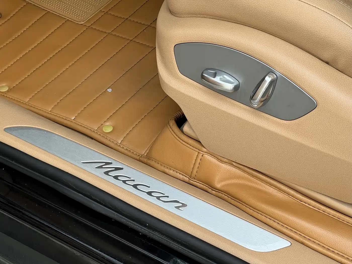 Porsche Macan 2014 Macan 2.0T фото 21
