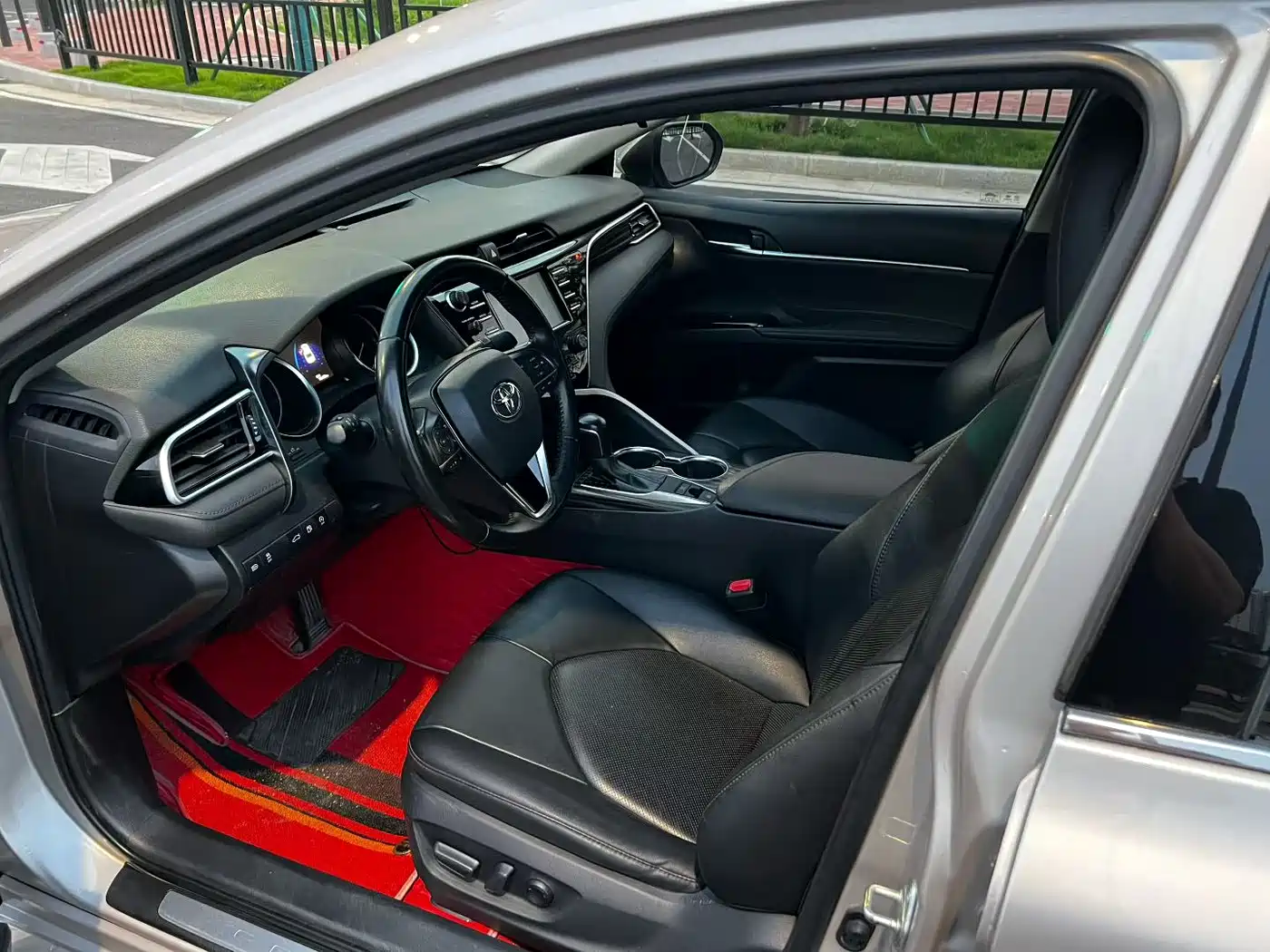 Toyota Camry 2018 2.0G Luxury Edition фото 5