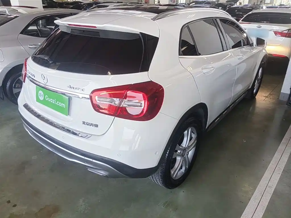 Mercedes-Benz GLA 2016 GLA 200 Dynamic фото 5