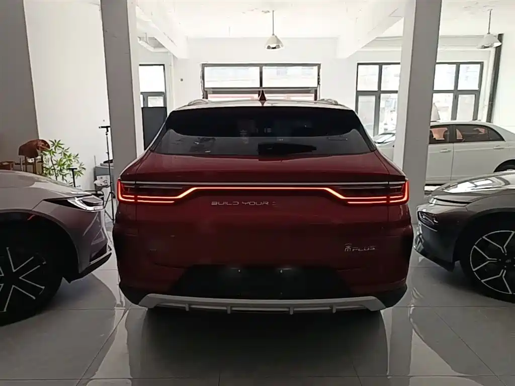 BYD Song PLUS PHEV 2021 EV Premium Model фото 6