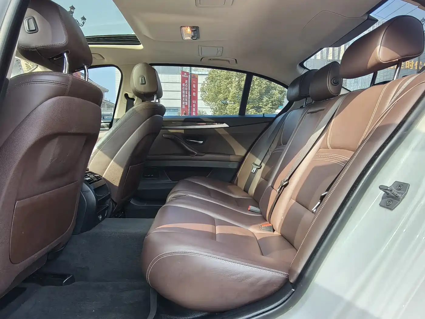 BMW 5 Series 2014 525Li Luxury Design Package фото 16
