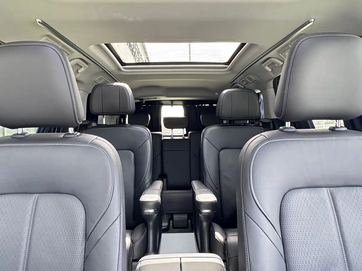GAC Trumpchi Trumpchi M8 2021 Leading Show Series 390T Prestige Edition фото 15