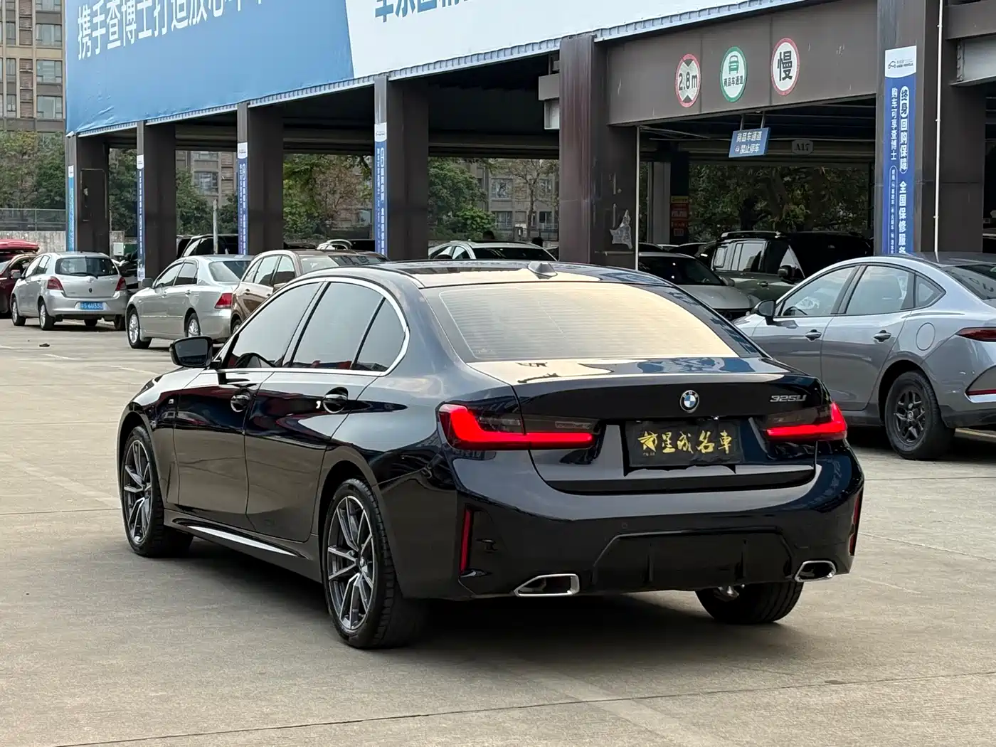 BMW 3 Series 2025 325Li M Sport Package фото 20