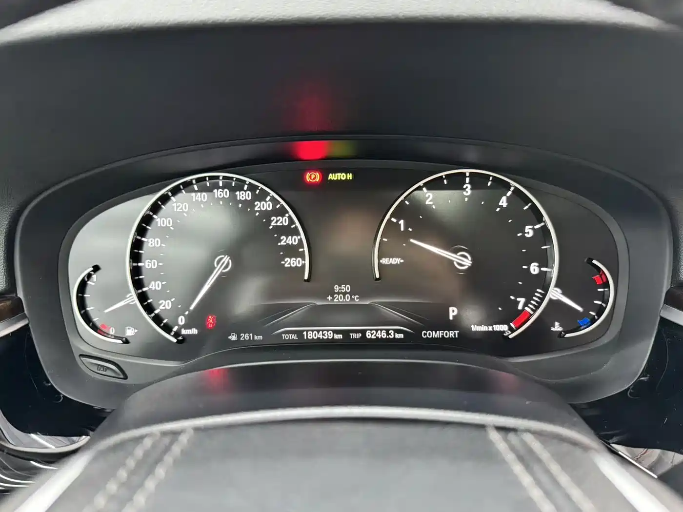 BMW 5 Series 2018 528Li Launch Special Edition фото 9