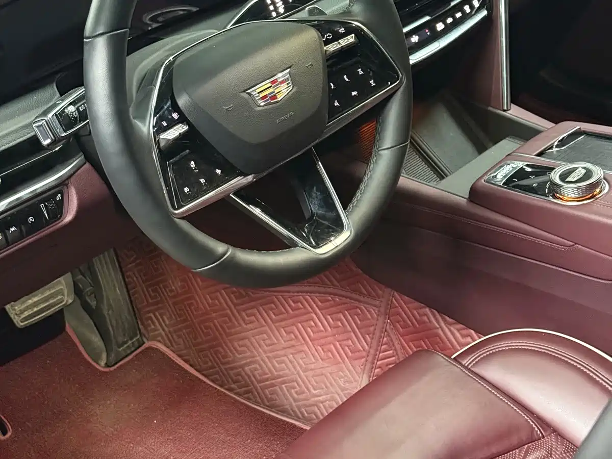 2025 Cadillac CT6