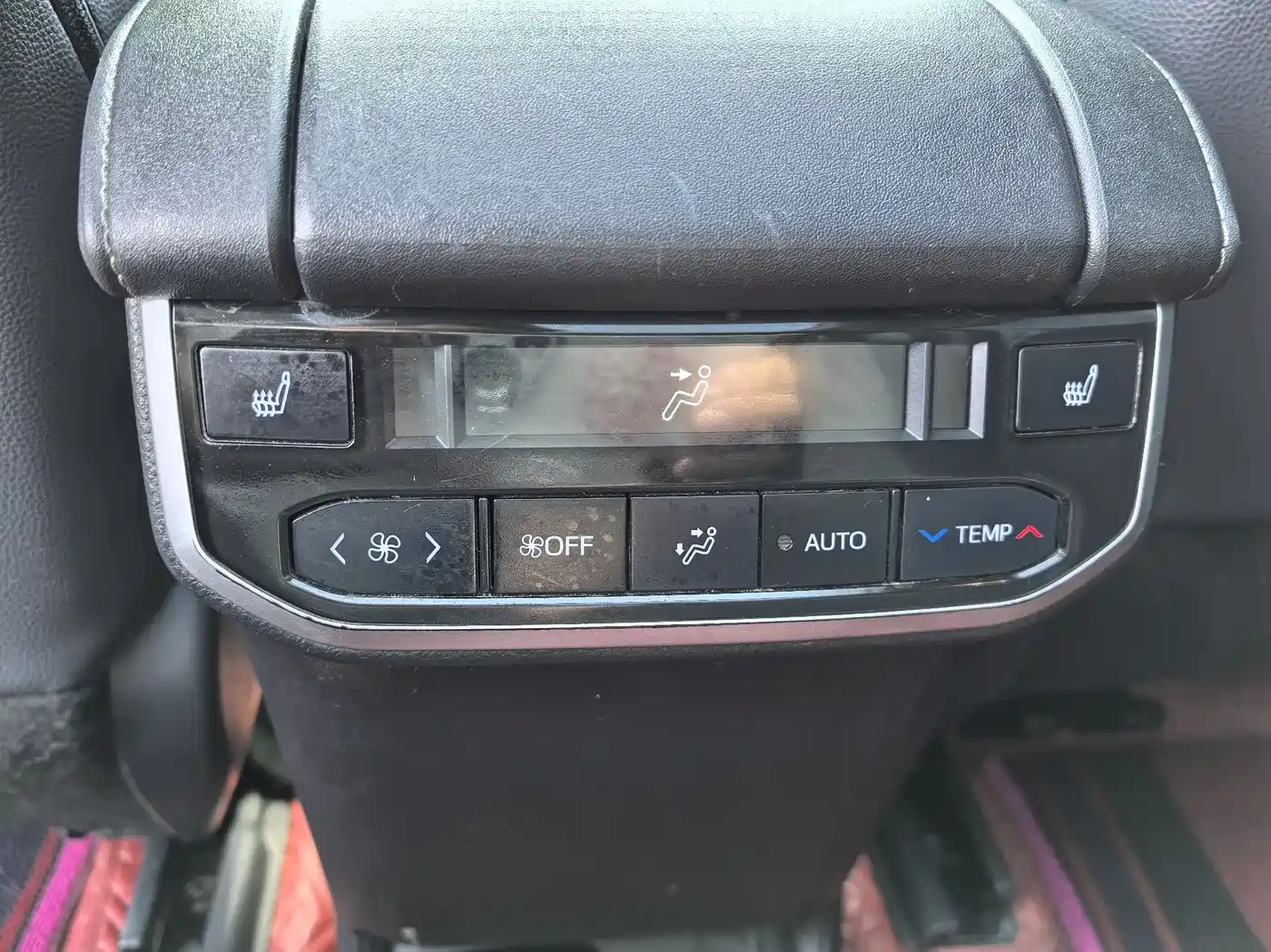 Toyota Highlander 2022 Dual Engine 2.5L 4WD Supreme Edition 7-Seater фото 7