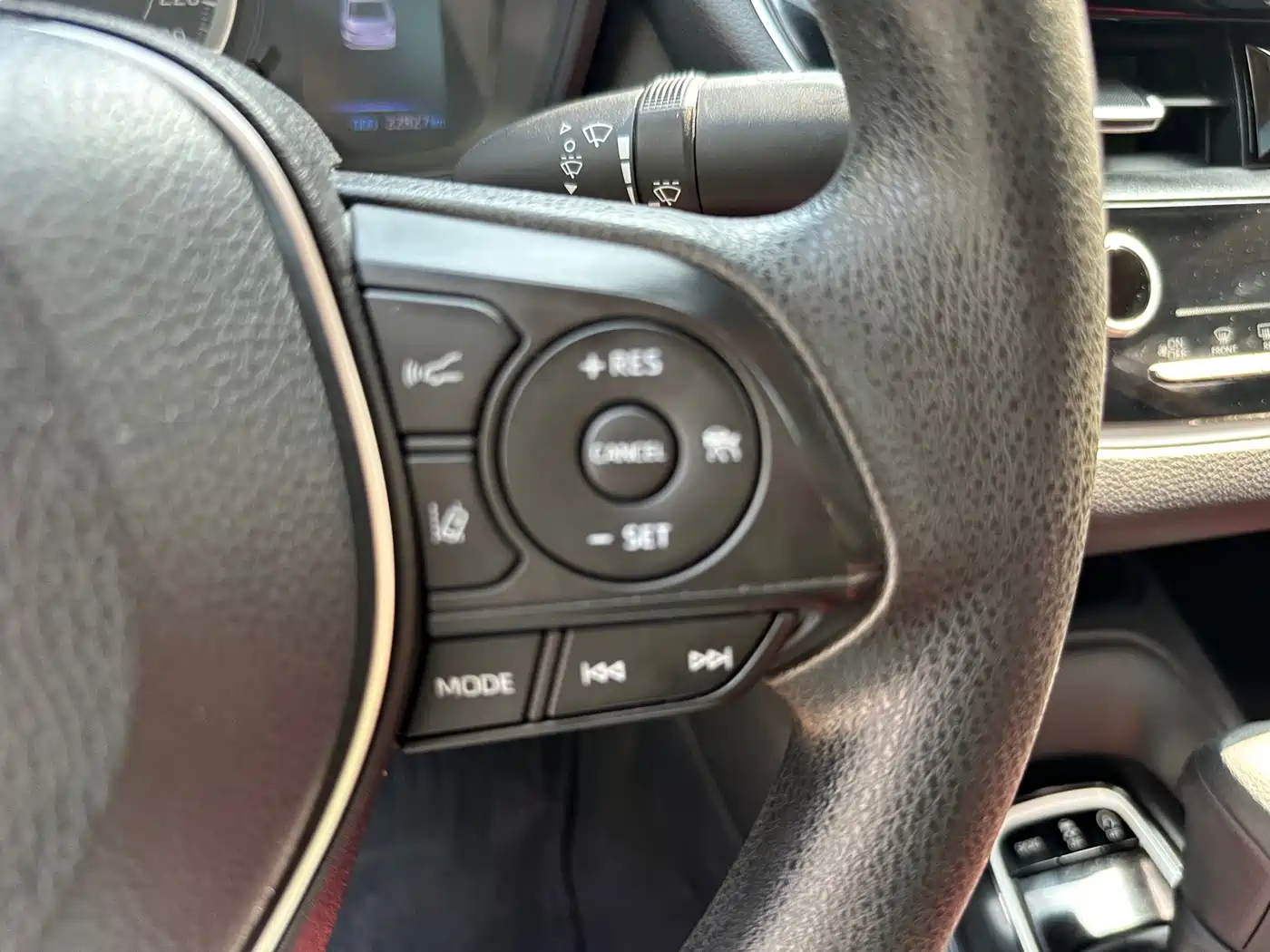 Toyota Corolla 2021 1.2T S-CVT Elite PLUS Edition фото 20