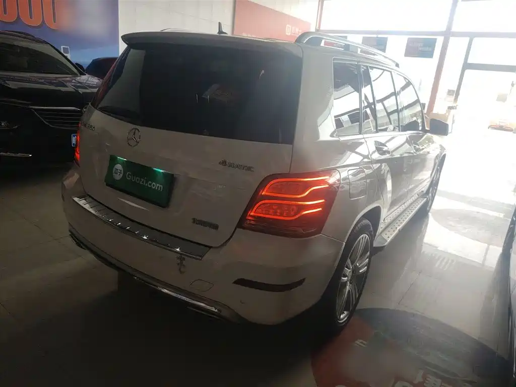 Mercedes-Benz GLK-Class 2015 GLK 260 4MATIC Dynamic Ultimate Edition фото 5