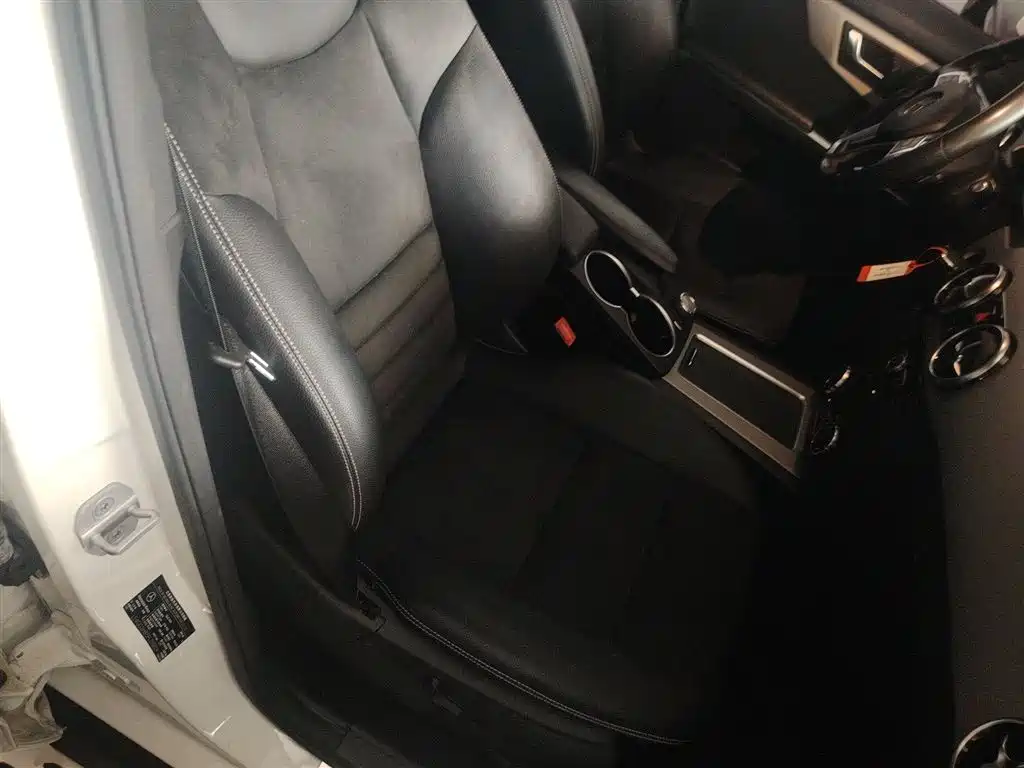 Mercedes-Benz GLK-Class 2015 GLK 260 4MATIC Dynamic Ultimate Edition фото 20