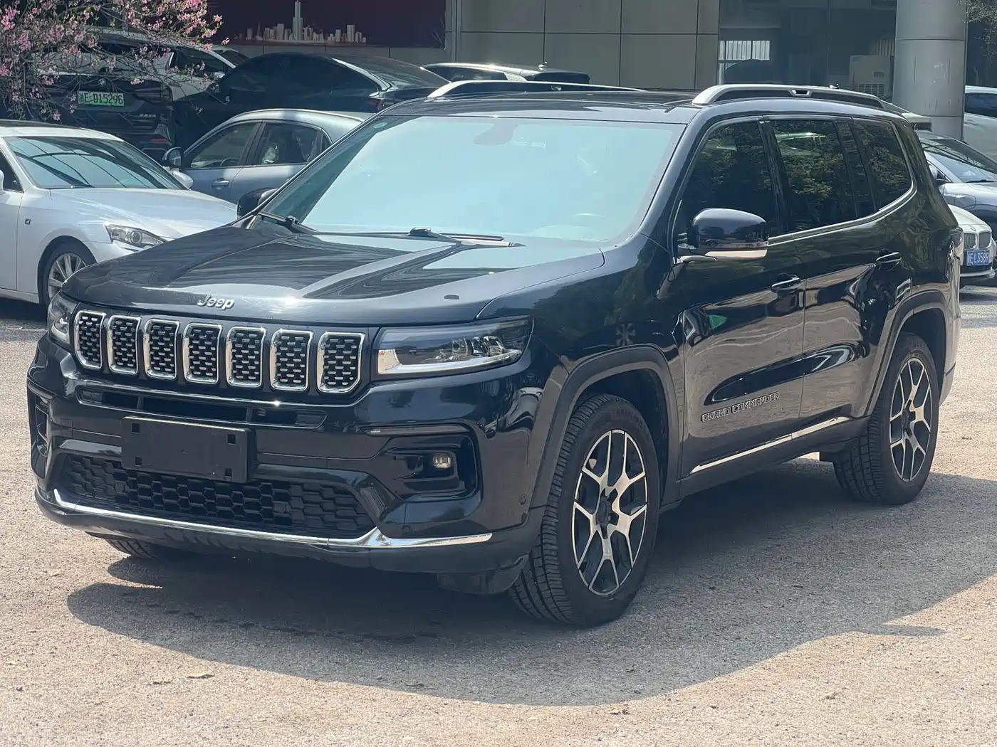 JEEP GRAND COMMANDER